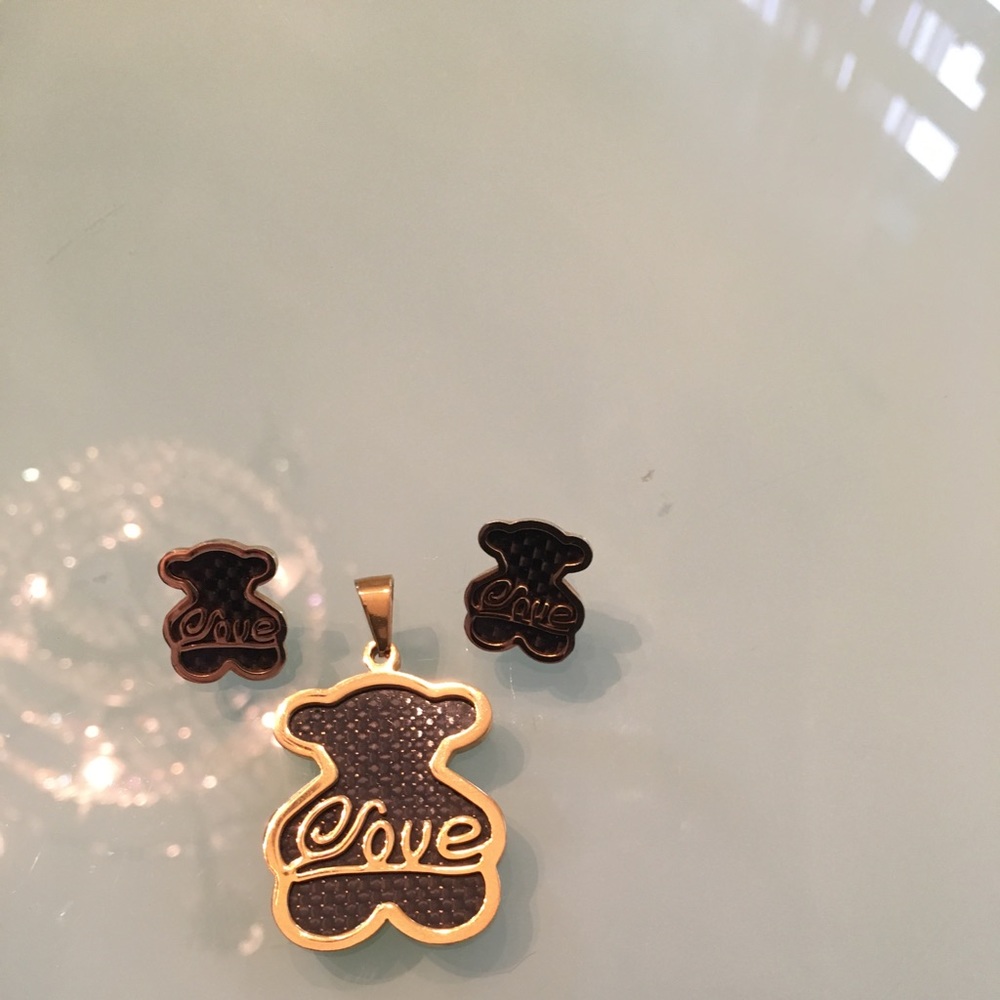 Bear pendant and earrings set 🐻❤️.